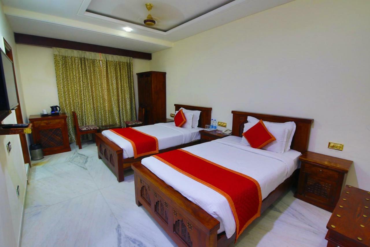 Hotel The Jal Mahal Džajpur Exteriér fotografie